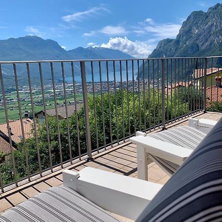 Villa Edo Lake View Tenno Ngoại thất bức ảnh